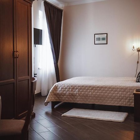 Ekaterinoslav Hotel Dnyipropetrovszk Kültér fotó