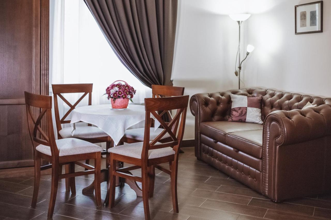 Ekaterinoslav Hotel Dnyipropetrovszk Kültér fotó