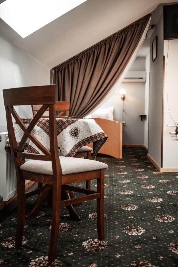 Ekaterinoslav Hotel Dnyipropetrovszk Kültér fotó