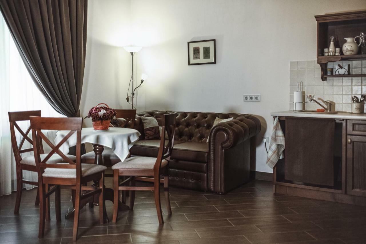 Ekaterinoslav Hotel Dnyipropetrovszk Kültér fotó